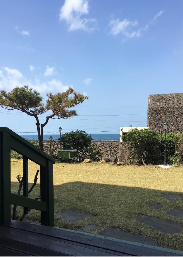 Nattrang Pension Jeju Bagian luar foto