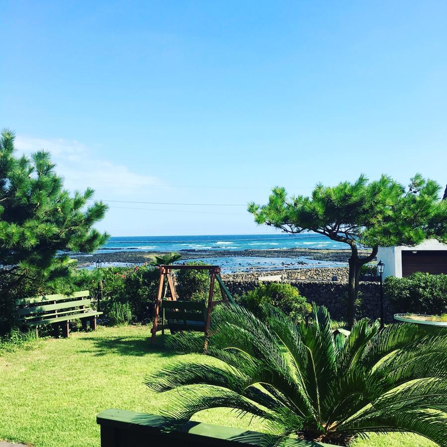 Nattrang Pension Jeju Bagian luar foto